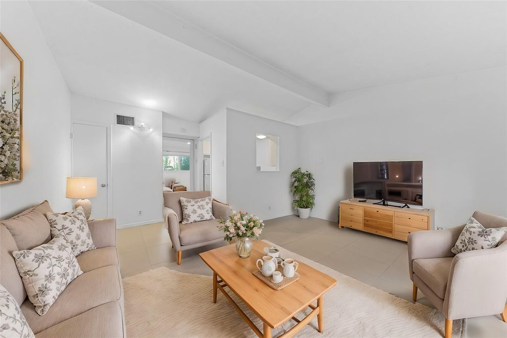 1907 Fairlawn LN 1, Austin, TX 78704