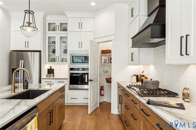 7751 Dandridge Dr, Quinton, VA 23141