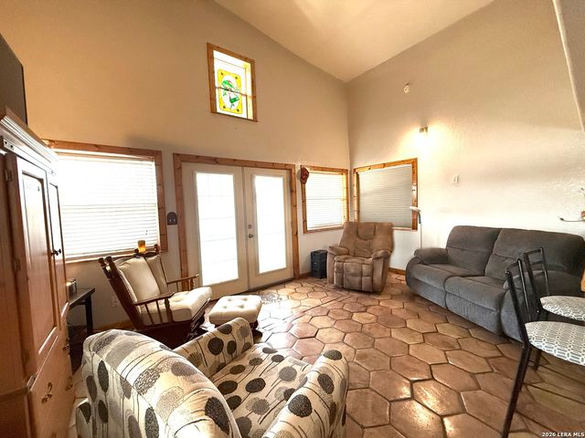 97 Live Oak, Brackettville, TX 78832