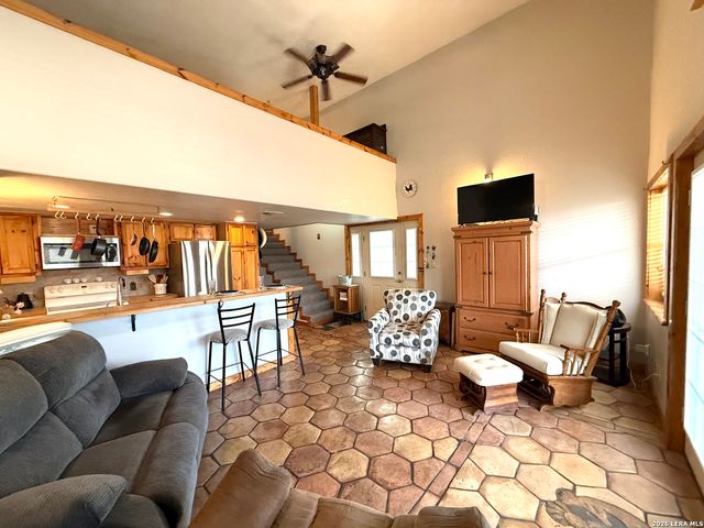 97 Live Oak, Brackettville, TX 78832