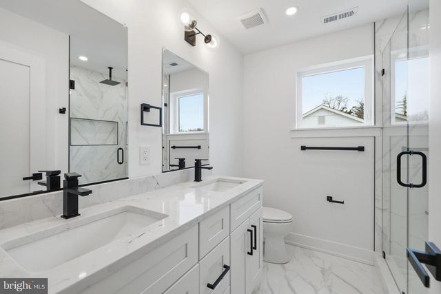 14 CHURCHVILLE LN, Churchville, PA 18966