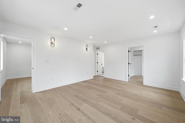 14 CHURCHVILLE LN, Churchville, PA 18966