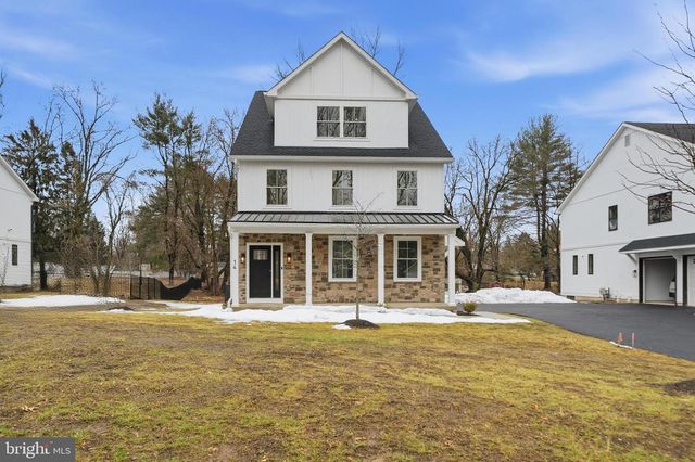 14 CHURCHVILLE LN, Churchville, PA 18966