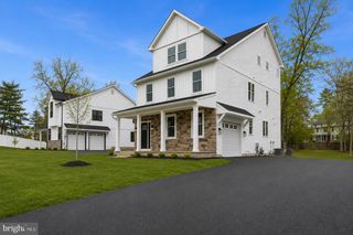 14 CHURCHVILLE LN, Churchville, PA 18966