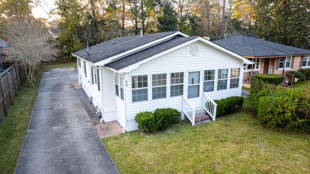 316 Simmons Avenue, Summerville, SC 29483