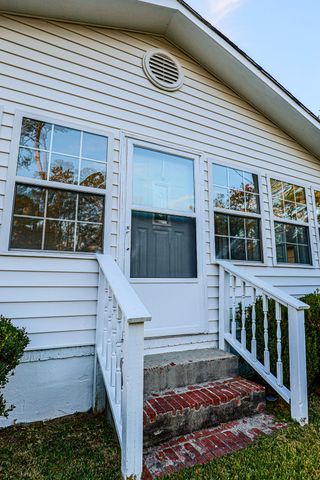 316 Simmons Avenue, Summerville, SC 29483