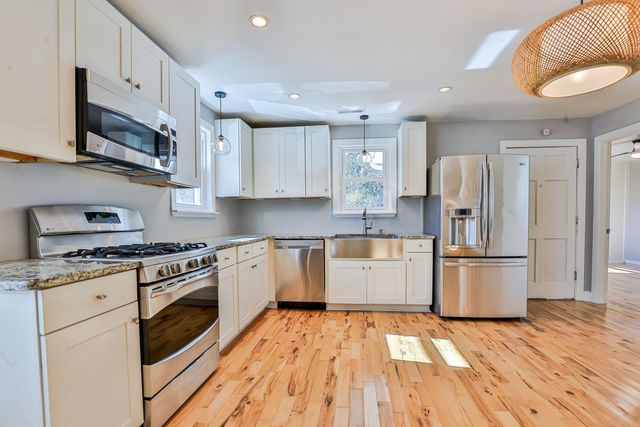 316 Simmons Avenue, Summerville, SC 29483