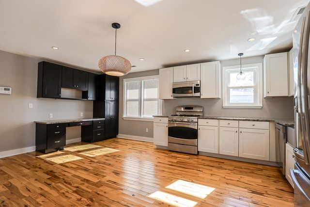 316 Simmons Avenue, Summerville, SC 29483