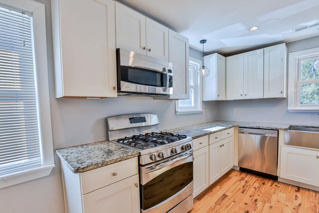 316 Simmons Avenue, Summerville, SC 29483