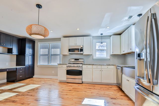 316 Simmons Avenue, Summerville, SC 29483