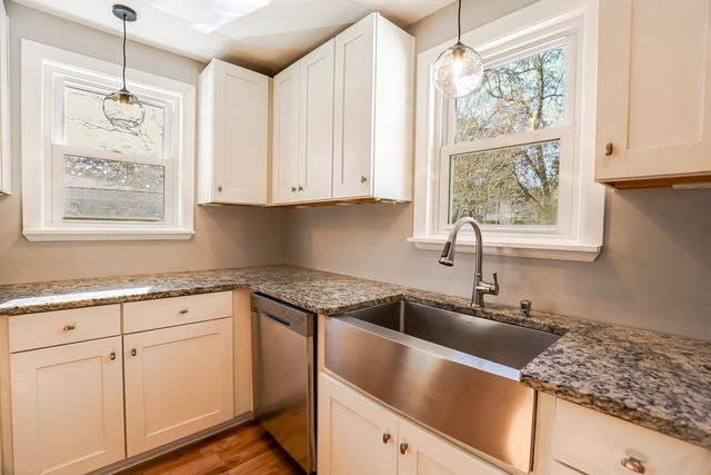 316 Simmons Avenue, Summerville, SC 29483