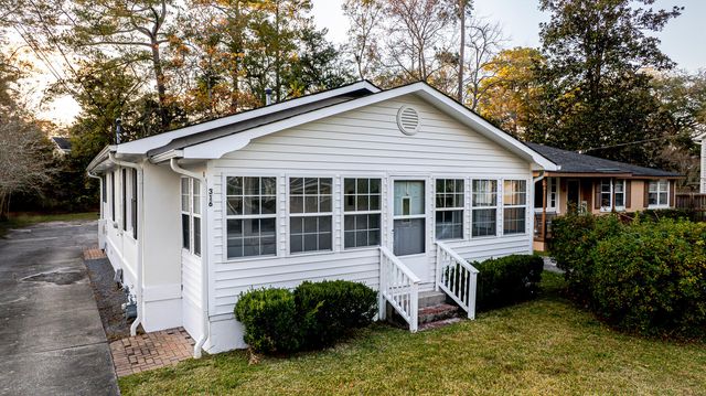 316 Simmons Avenue, Summerville, SC 29483