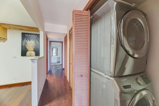 465 W Dominion Drive 1001, Wood Dale, IL 60191