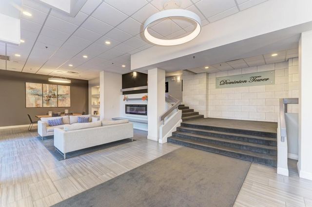 465 W Dominion Drive 1001, Wood Dale, IL 60191