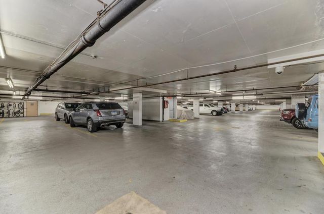 465 W Dominion Drive 1001, Wood Dale, IL 60191