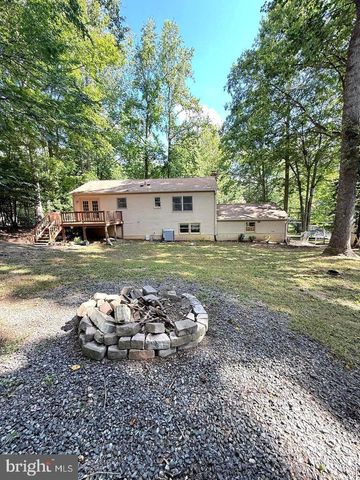 1137 COLUMBUS DR, Stafford, VA 22554