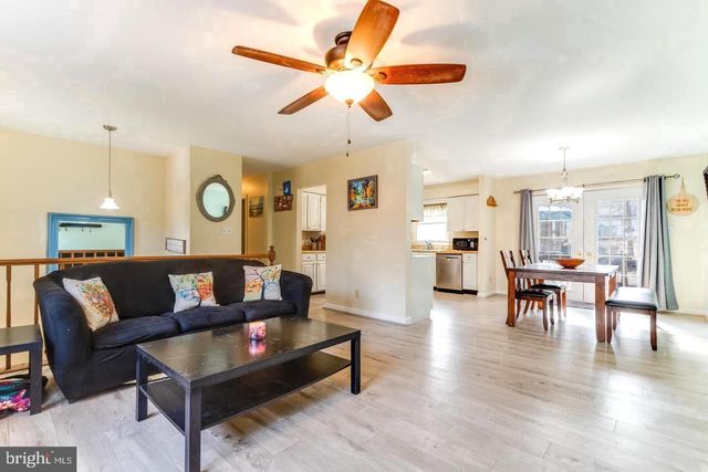 1137 COLUMBUS DR, Stafford, VA 22554