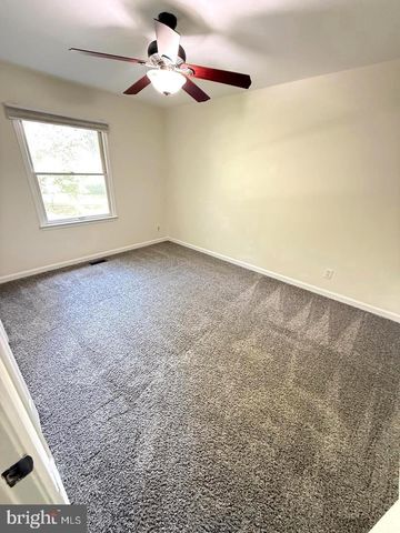 1137 COLUMBUS DR, Stafford, VA 22554