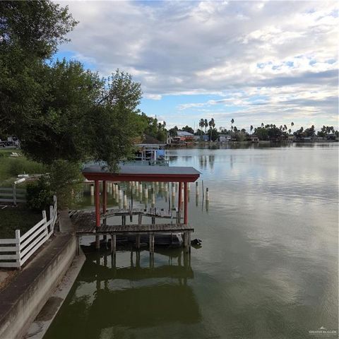 8442 Lago Vista Drive, Edcouch, TX 78538