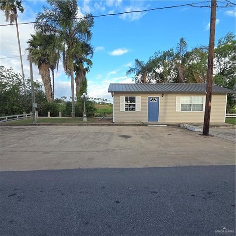 8442 Lago Vista Drive, Edcouch, TX 78538