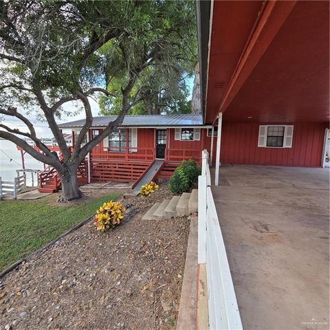 8442 Lago Vista Drive, Edcouch, TX 78538