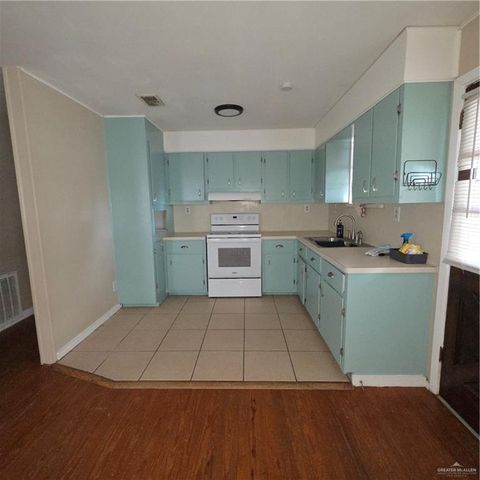 8442 Lago Vista Drive, Edcouch, TX 78538