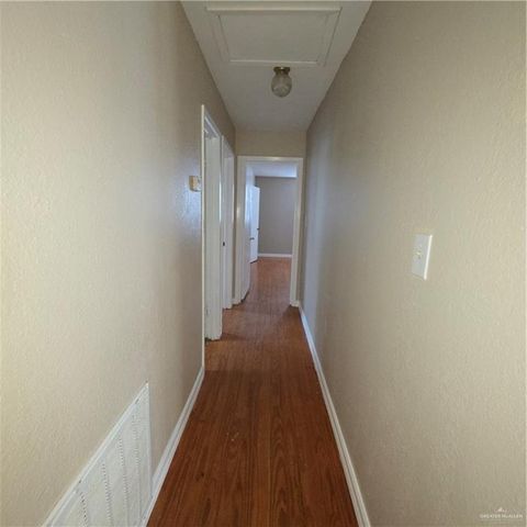 8442 Lago Vista Drive, Edcouch, TX 78538