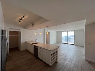 999 SW 1st Ave 2405, Miami, FL 33130