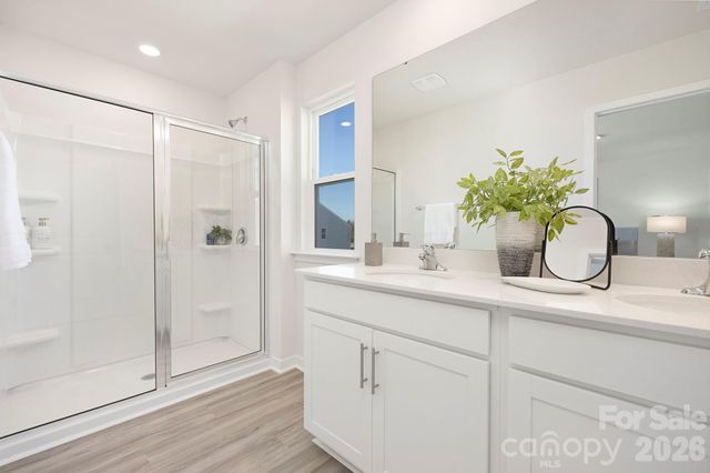 234 Lauren Lane, Hendersonville, NC 28792