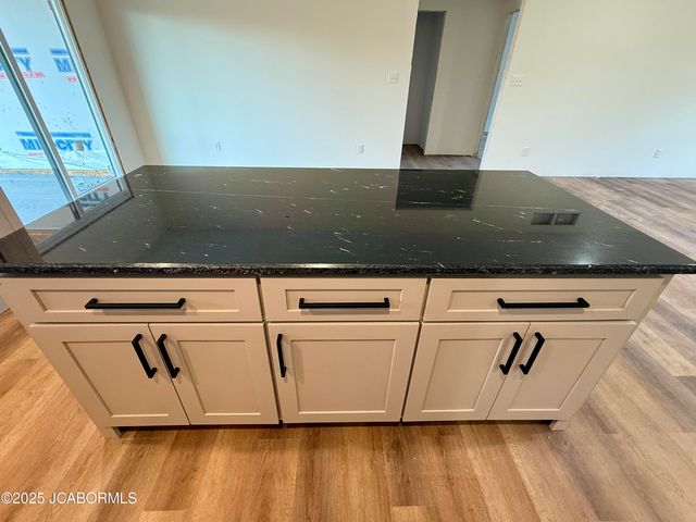 1420 BISCAYNE DRIVE, Jefferson City, MO 65109