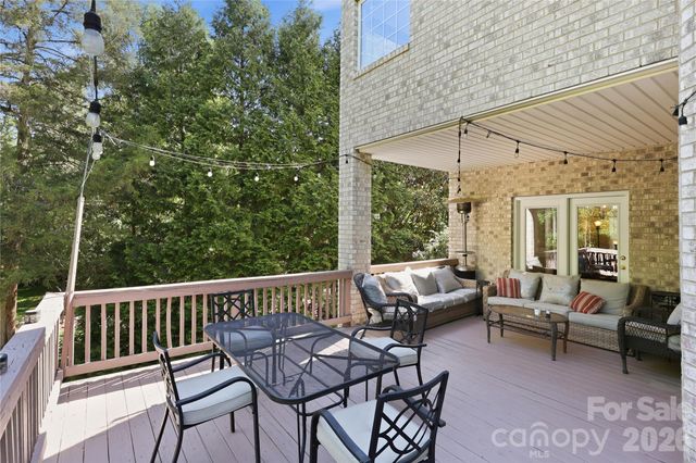 4206 Barons Court, Harrisburg, NC 28075