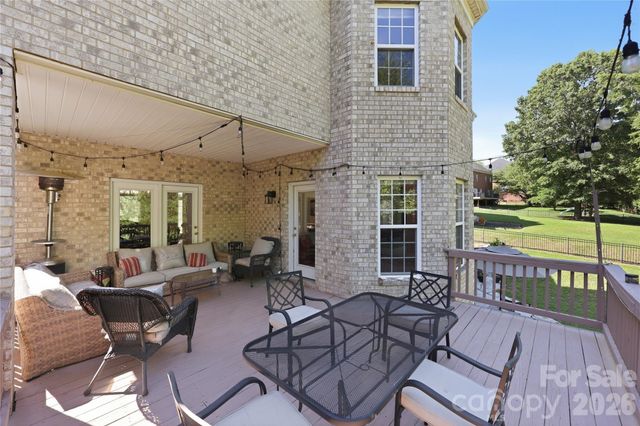 4206 Barons Court, Harrisburg, NC 28075