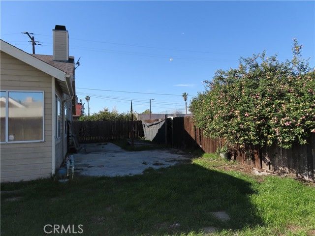 418 W Randall, Rialto, CA 92376