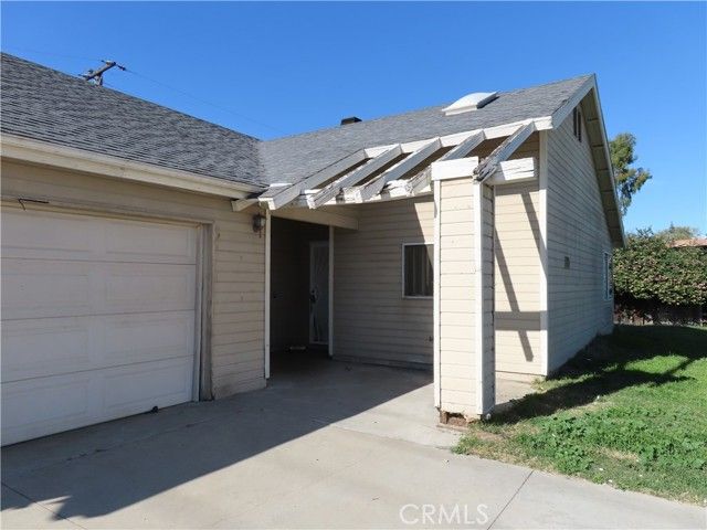 418 W Randall, Rialto, CA 92376