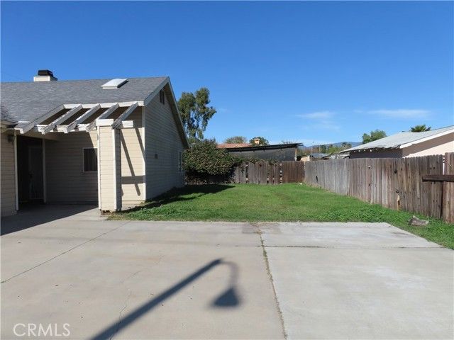 418 W Randall, Rialto, CA 92376