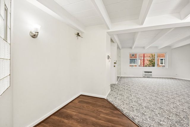 6123 N Winchester Avenue 2A, Chicago, IL 60660