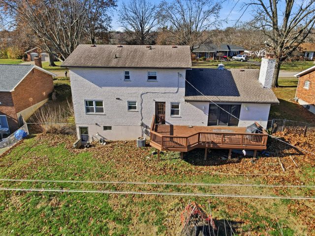752 Meadow View Drive, Villa Hills, KY 41017