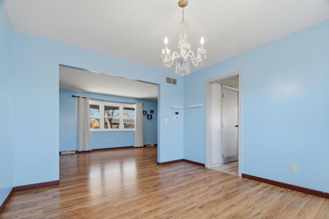 752 Meadow View Drive, Villa Hills, KY 41017