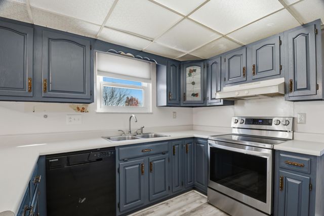 752 Meadow View Drive, Villa Hills, KY 41017