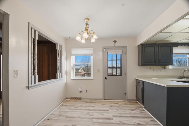 752 Meadow View Drive, Villa Hills, KY 41017