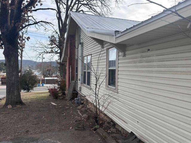 706 W Main, Heber Springs, AR 72543