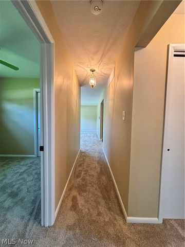 526 Ridge Drive, Medina, OH 44256