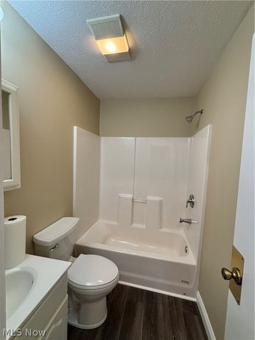 526 Ridge Drive, Medina, OH 44256