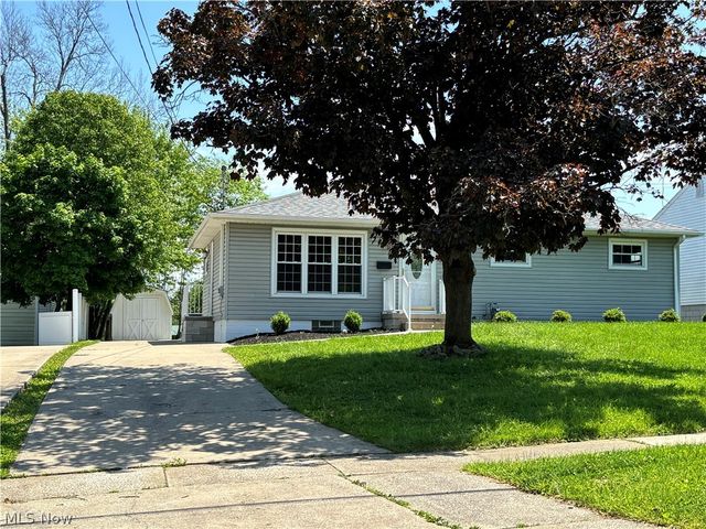 526 Ridge Drive, Medina, OH 44256