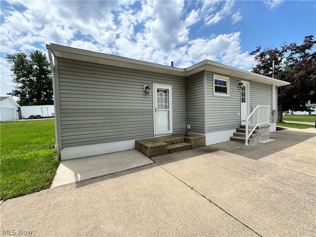 526 Ridge Drive, Medina, OH 44256