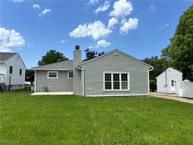 526 Ridge Drive, Medina, OH 44256