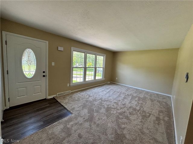 526 Ridge Drive, Medina, OH 44256