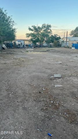 15221 LOS ANGELES Street, Clint, TX 79836