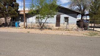15221 LOS ANGELES Street, Clint, TX 79836