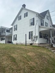 250 South Front Street 2nd floor, Coplay Boro, PA 18037